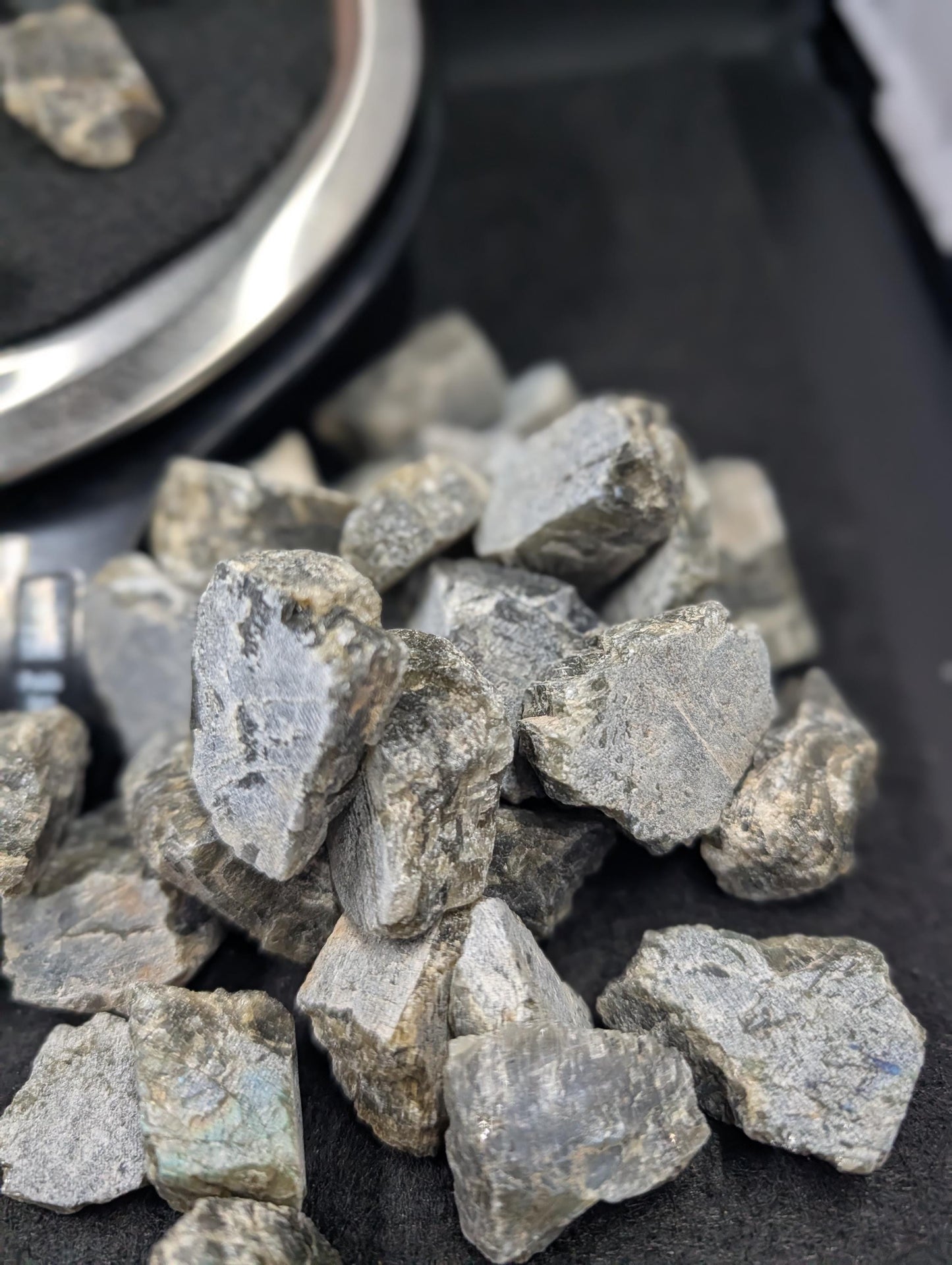 Labradorite – Madagascar – Rough - 100g