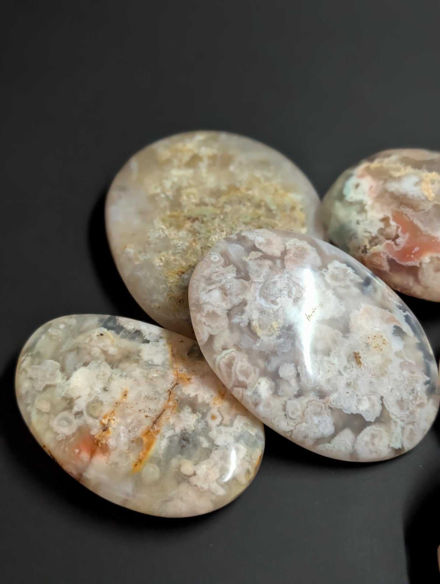 Flower Agate – Madagascar – Palm Stone