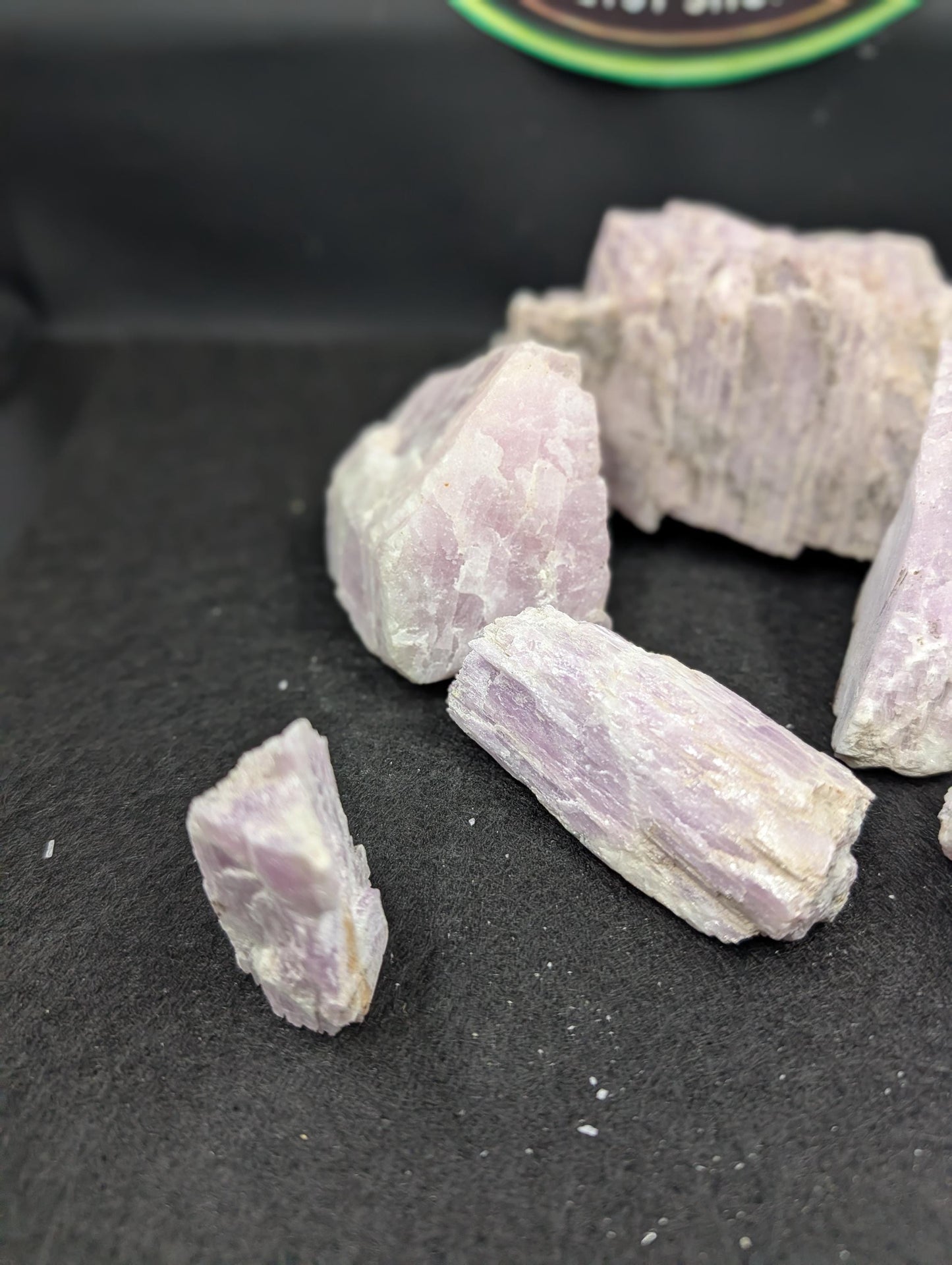 Kunzite - Nigeria - UV Orange LW - 200 grams