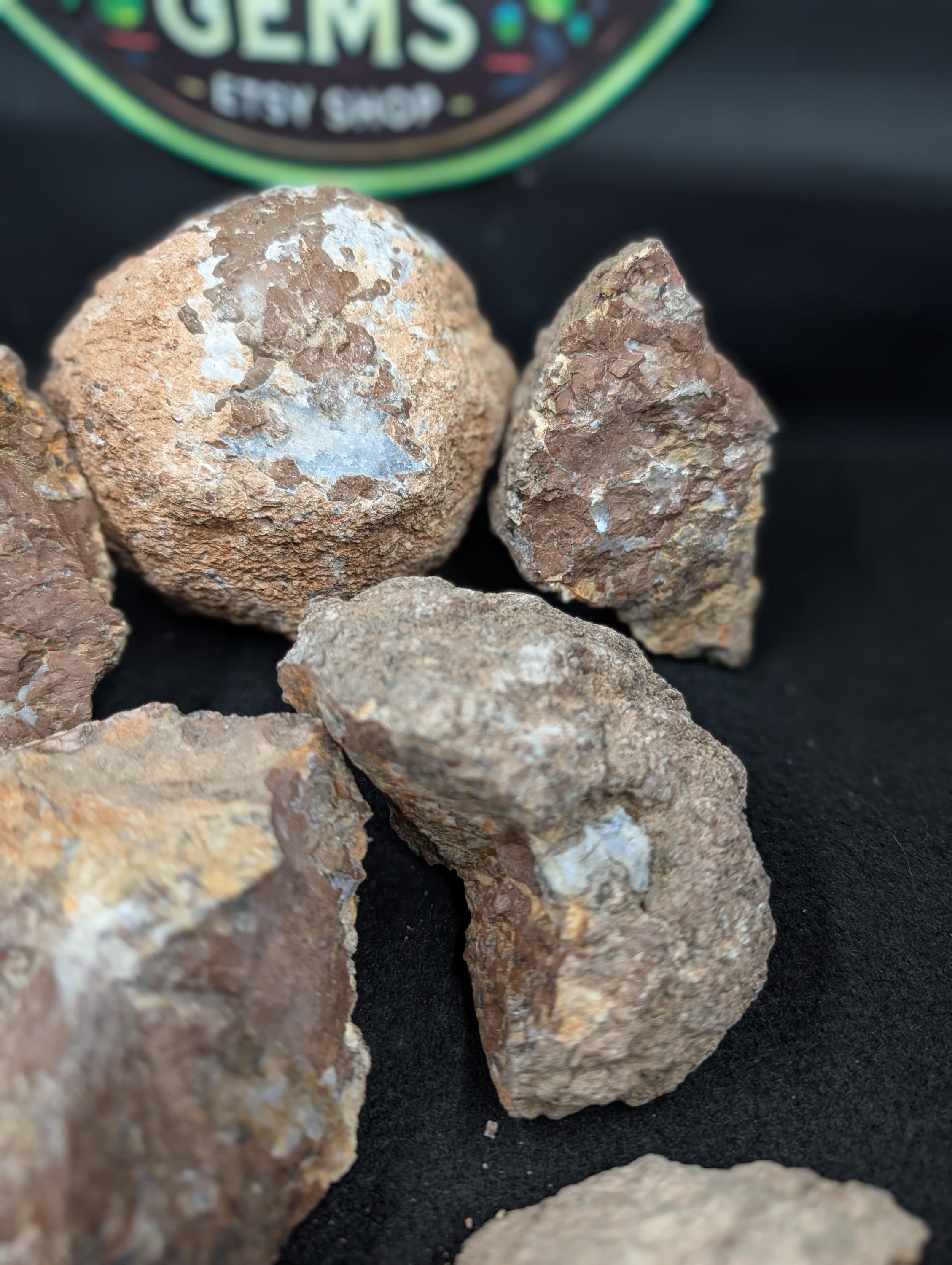 Geodes – Mexico – Sonora - Whole - UV by Sacred Alchemy Studios