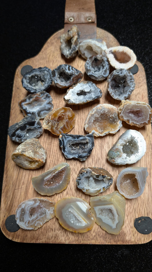 Geode Druzy – Brazil – UV Shortwave - Natural Sparkle