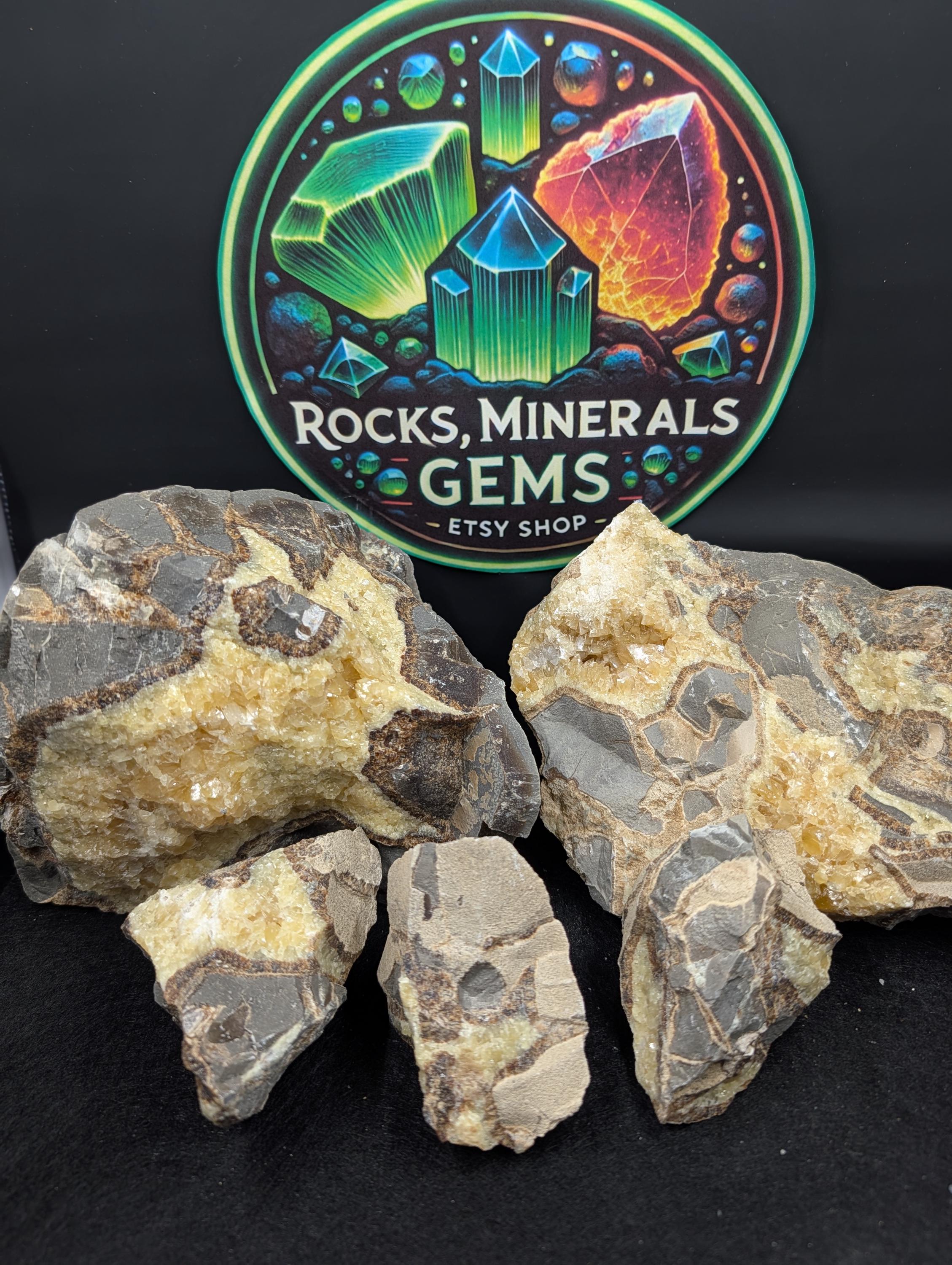 Septarian - Utah – Fluorescent & Phosphorescent – 1 Pound by Sacred Alchemy Studios