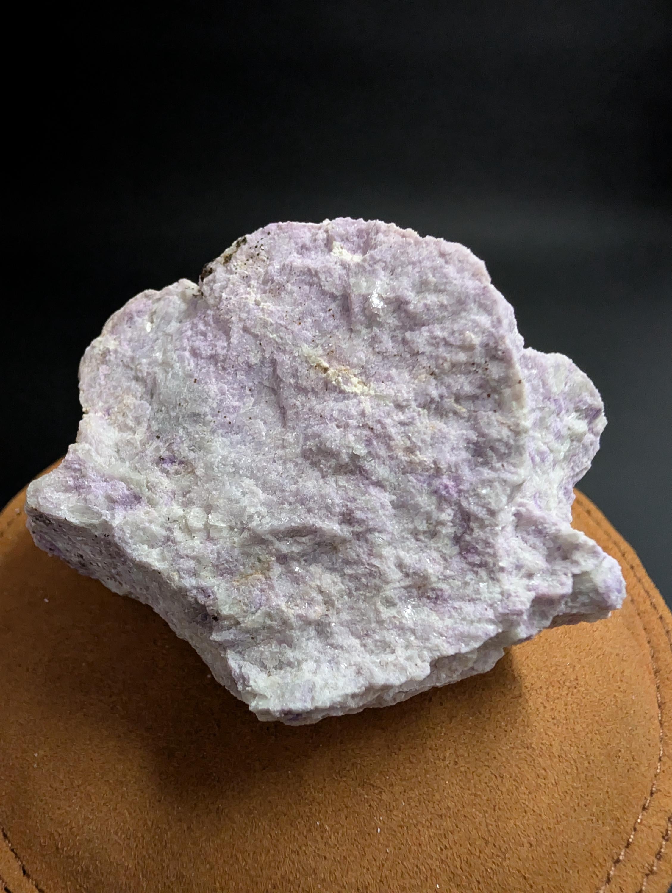 Hackmanite (UV Reactive) – Afghanistan – 200 grams by Sacred Alchemy Studios