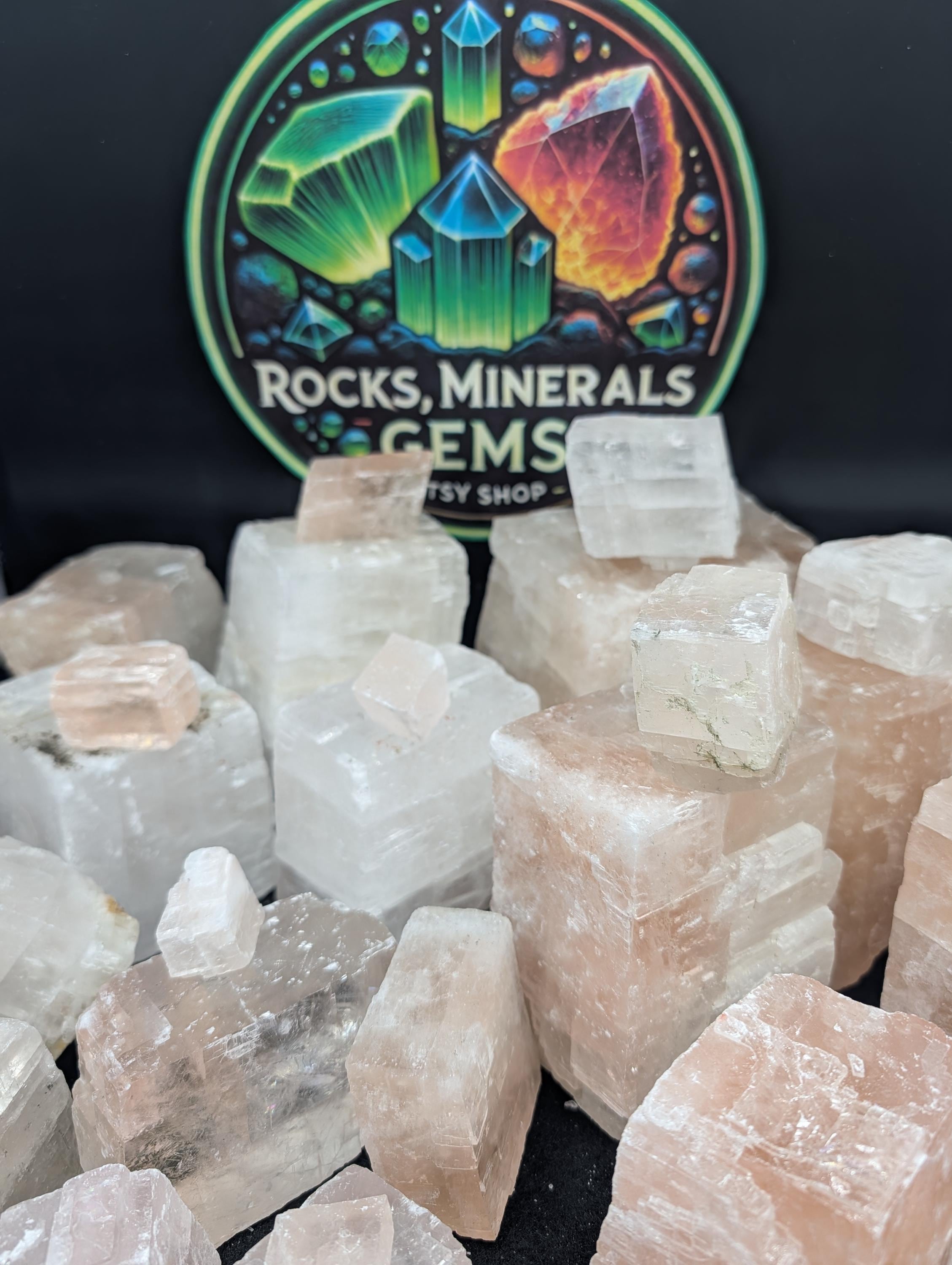 Calcite – Challenger Cave, Nuevo León, Mexico – Rare Fluorescent & Phosphorescent - 200 grams by Sacred Alchemy Studios