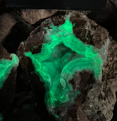 Geodes – Mexico – Sonora - Whole - UV by Sacred Alchemy Studios