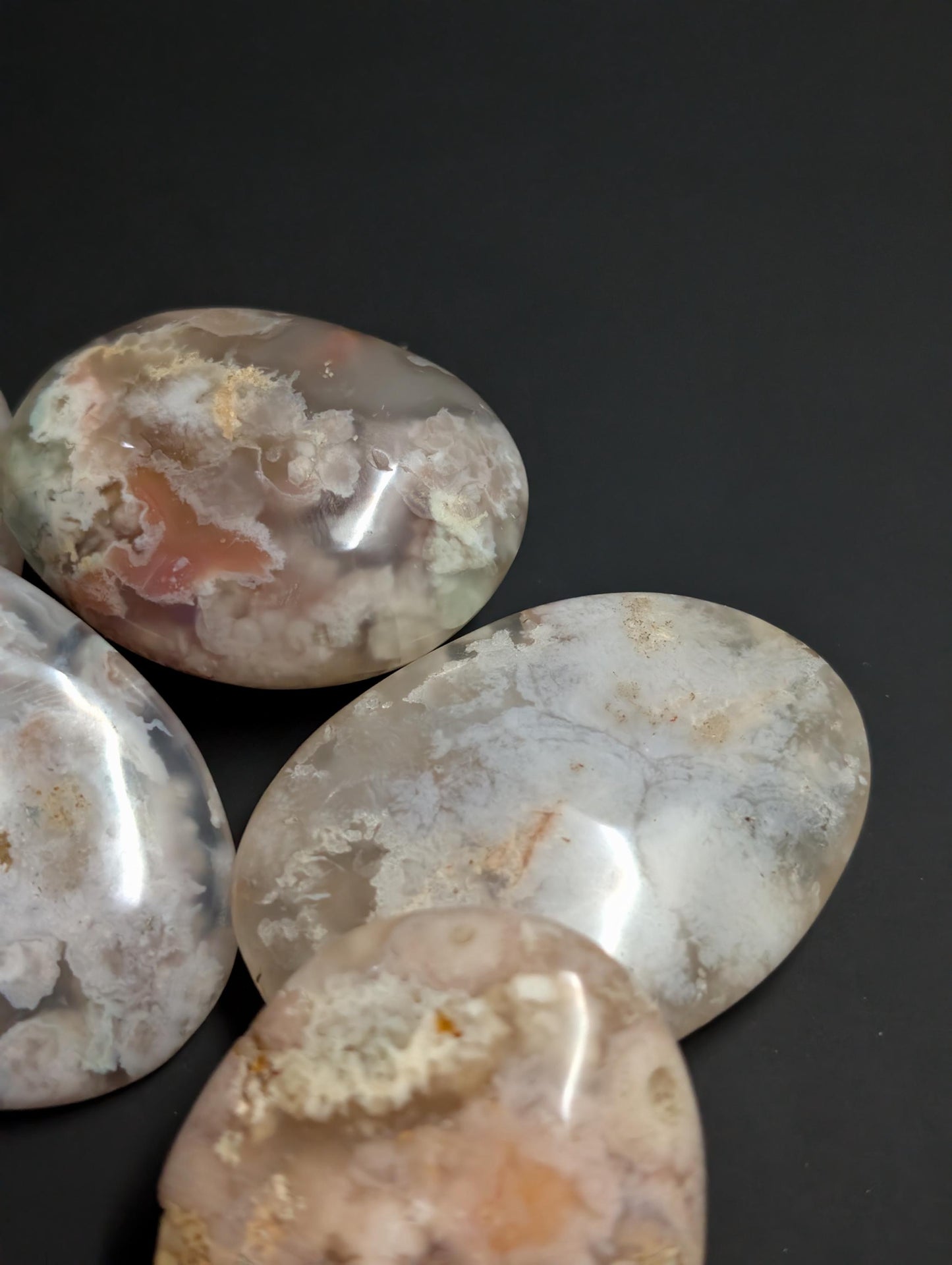 Flower Agate – Madagascar – Palm Stone