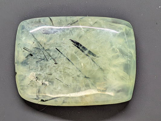 Prehnite – Quebec – Jeffrey Mine – 1 pc Cabochon