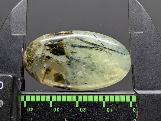 Prehnite – Quebec – Jeffrey Mine – 1 pc Cabochon
