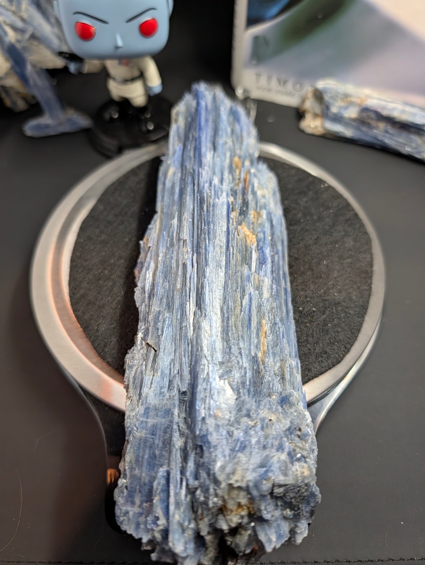 Kyanite - Minas Gerais, Brazil - "The Thrawn" 917 Gram Collector Piece