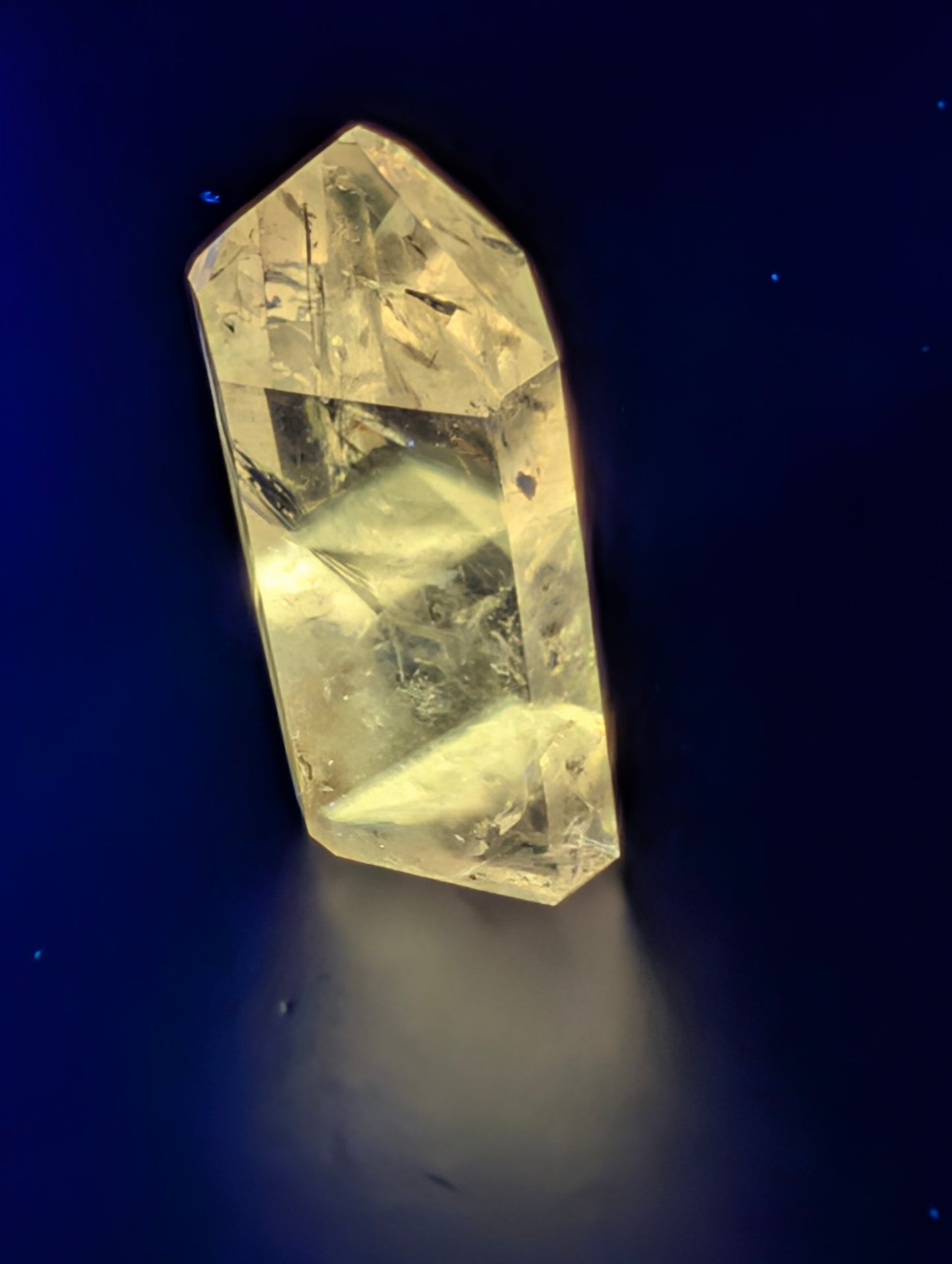 Amethyst & Powellite UV-Reactive Stone - Ideal for a Hand-Wrapped Pendant on a Mala Necklace