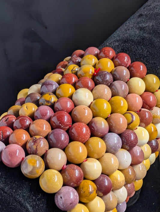 Mookaite Jasper Bracelet – Earthy Radiance – 8mm Natural Stone