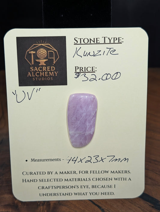 Kunzite - Cabochon - Pink Lithium Glow