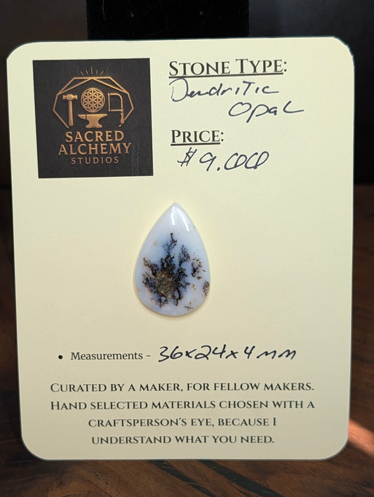 Dendritic Opal - Madagascar - 1 Cabochon - Scenic Natural Art