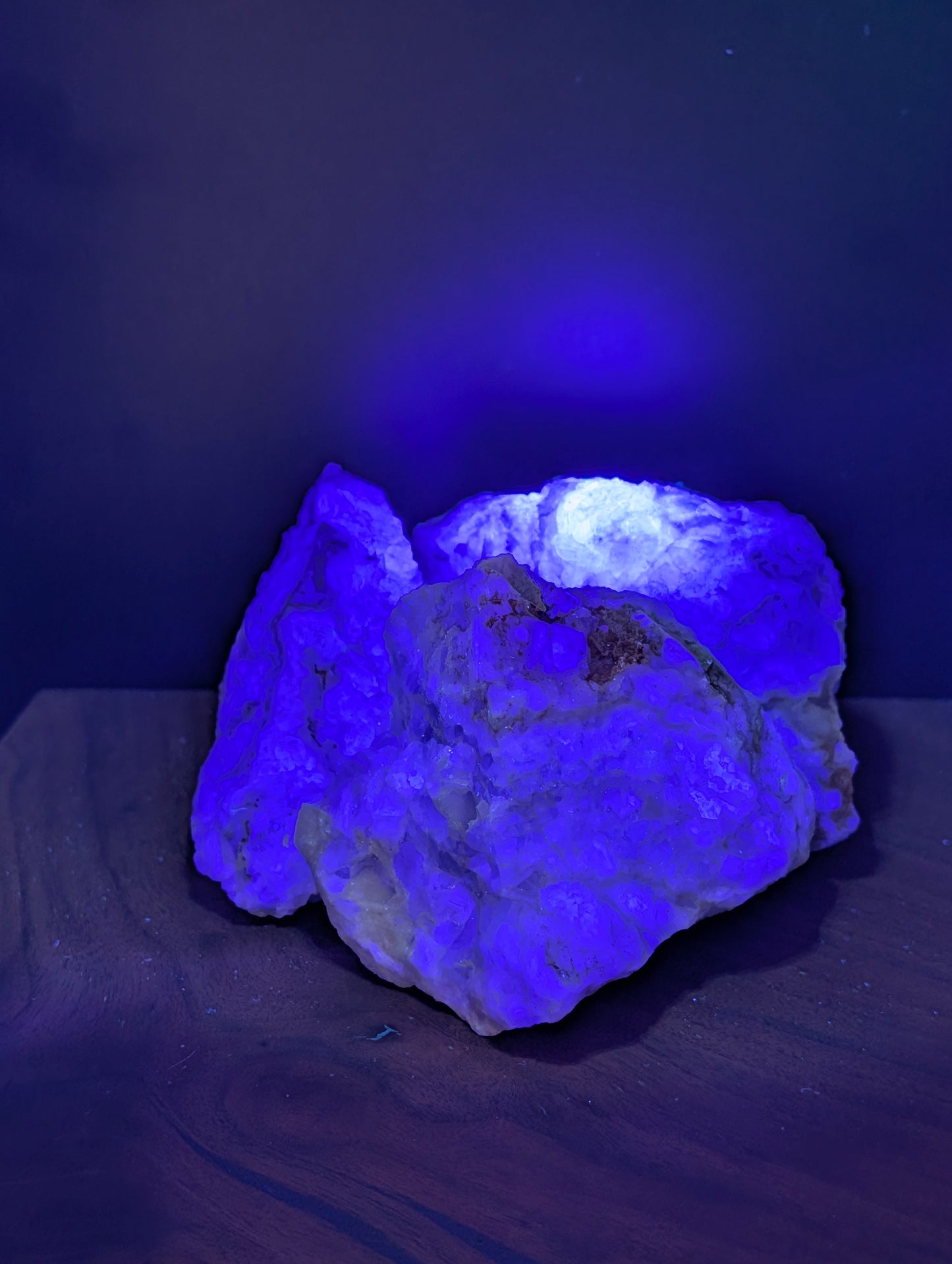 Fluorite - Mexico - Mina La Navidad - Fluorescent Mineral - per 450 g