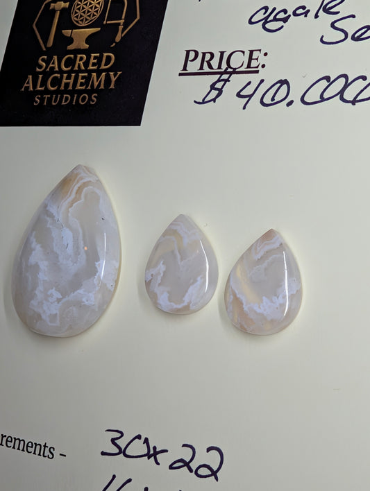 Tear Shape – Plume Agate - Cabochon Pendant and Earrings