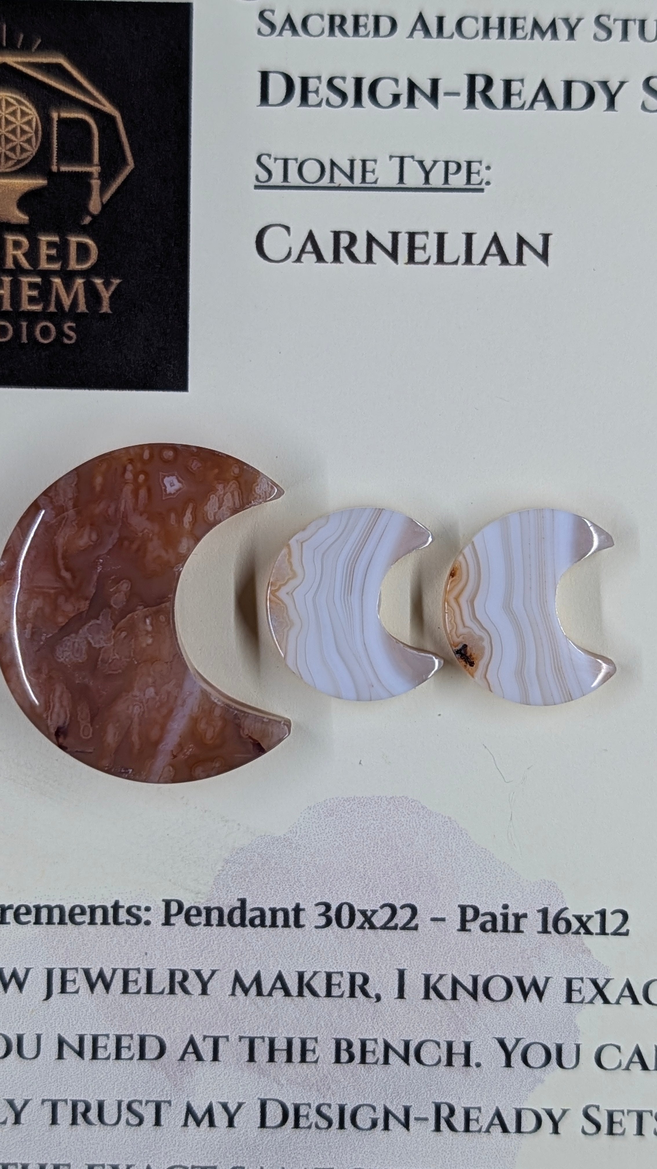 Crescent Moon - Carnelian - Design-Ready Set