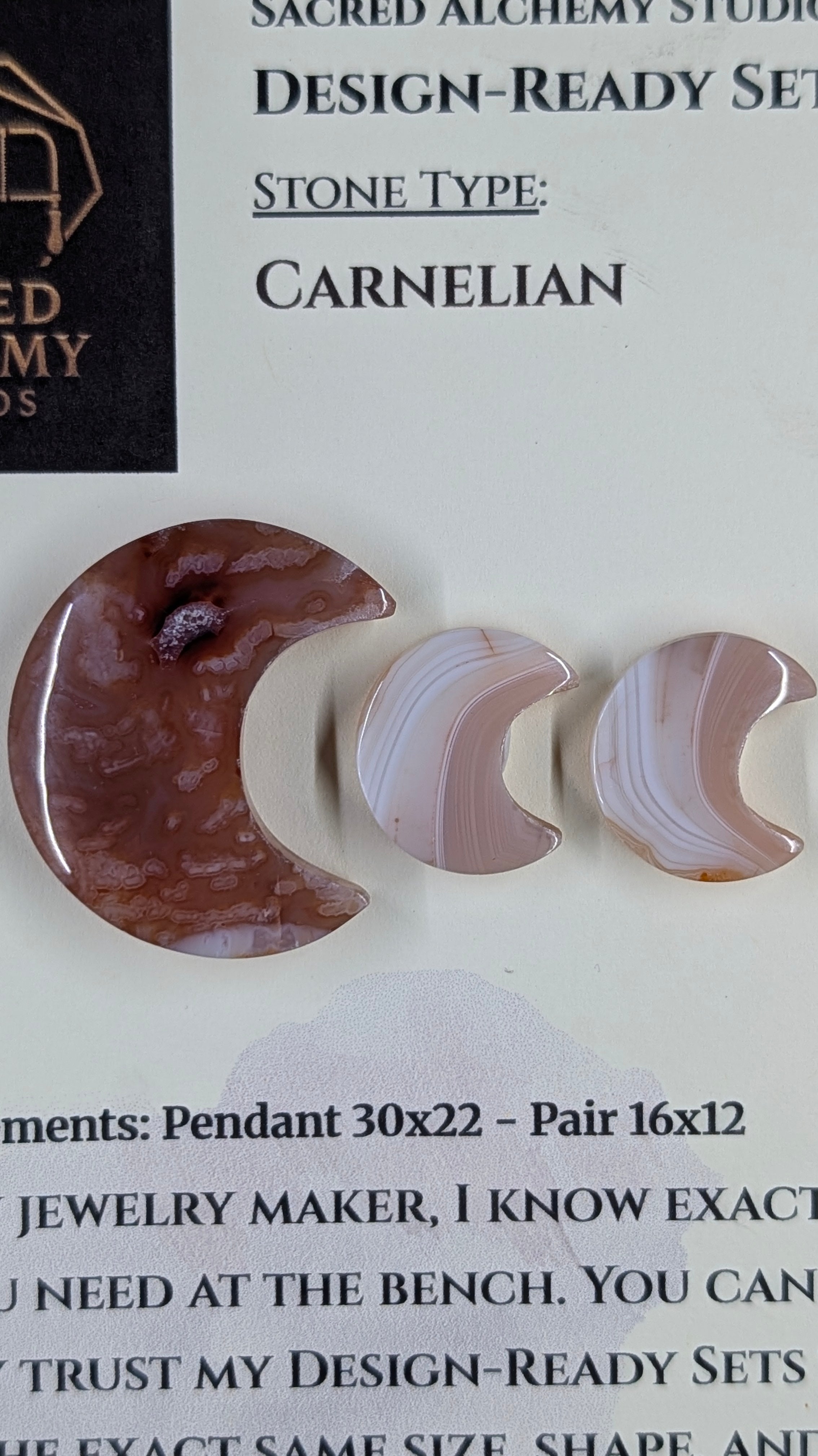 Crescent Moon - Carnelian - Design-Ready Set
