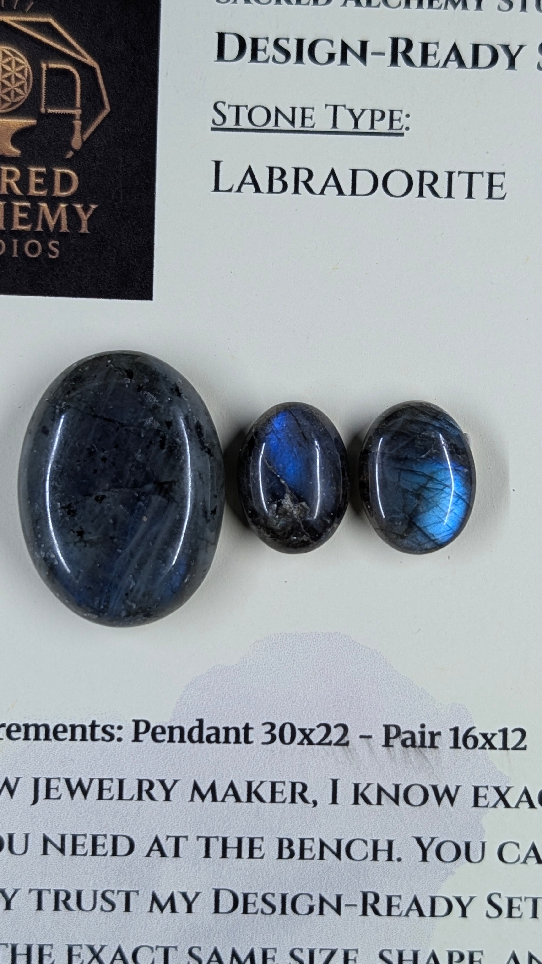 Oval Shape - Labradorite - Design-Ready Set