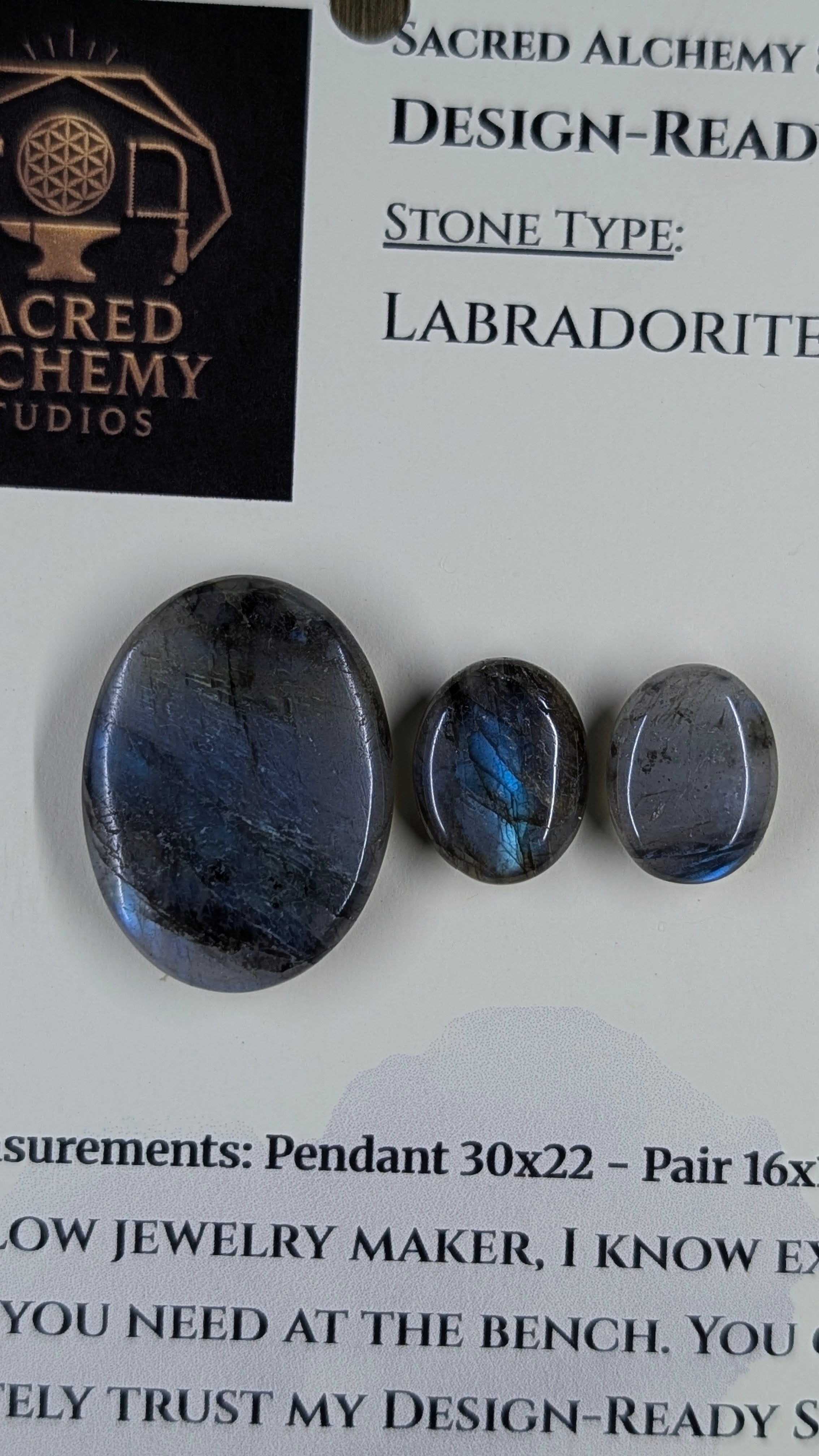 Oval Shape - Labradorite - Design-Ready Set