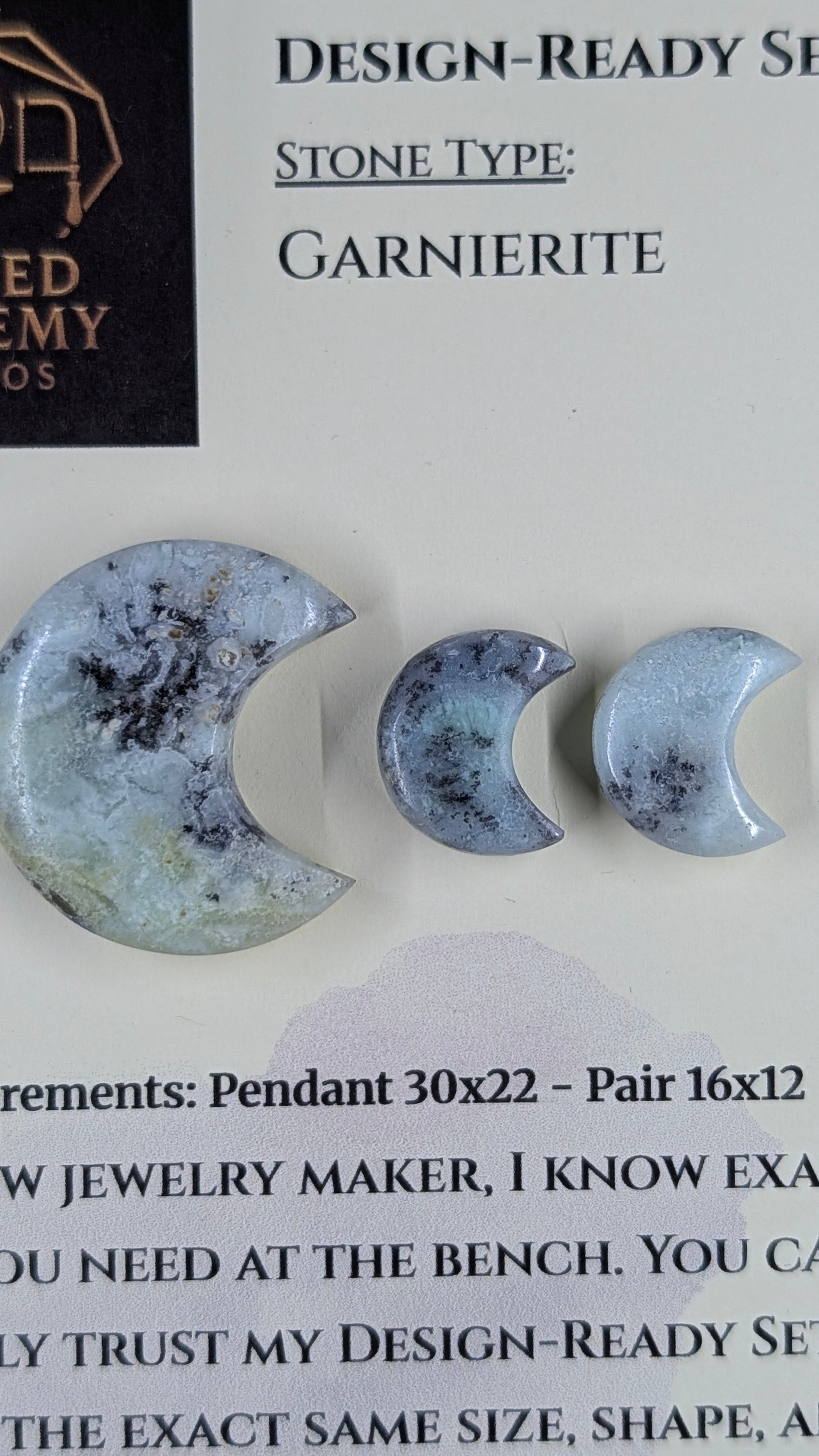 Crescent Moon - Garnierite - Design-Ready Set