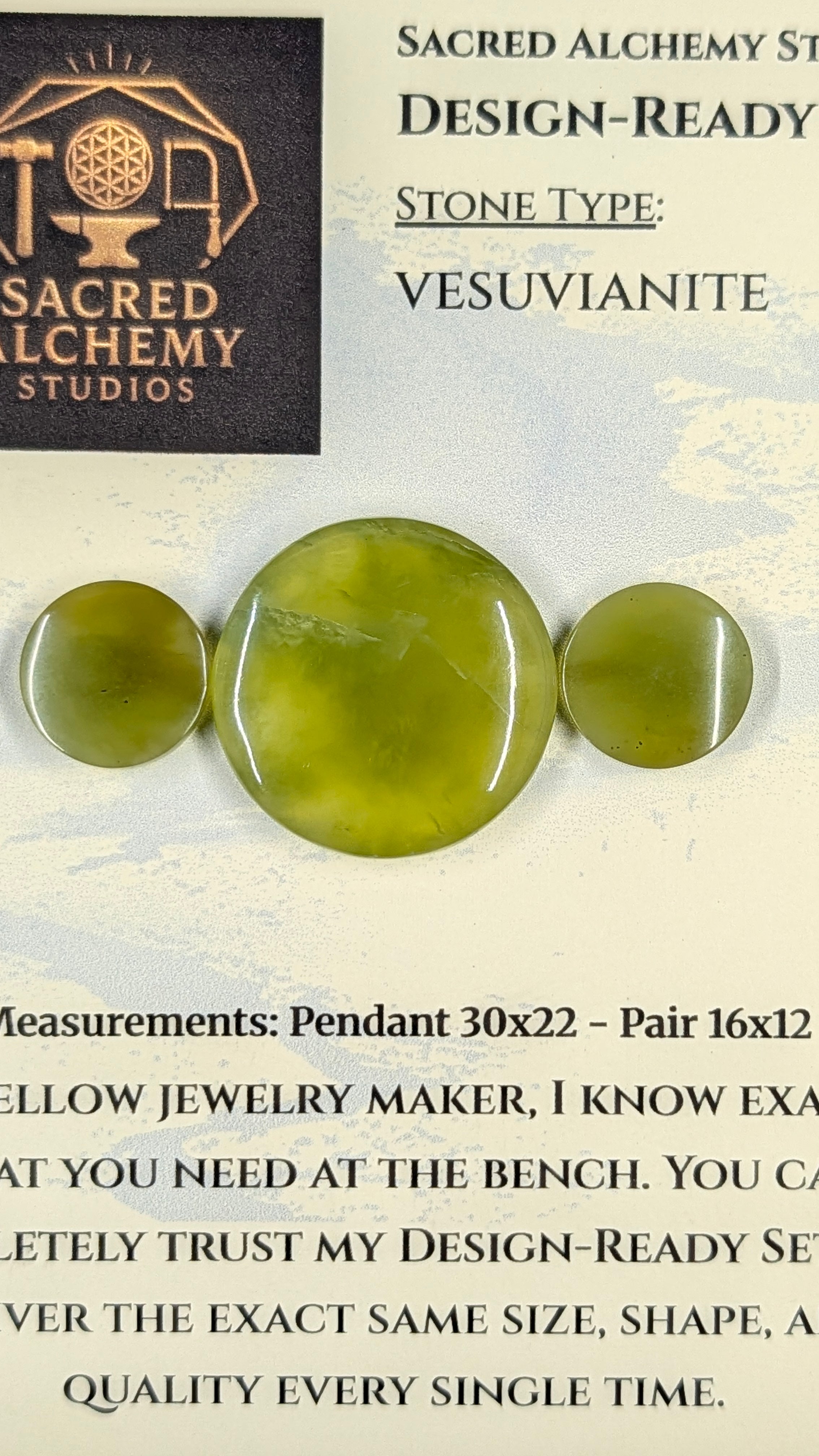 Circle Shape - Vesuvianite - Design Ready