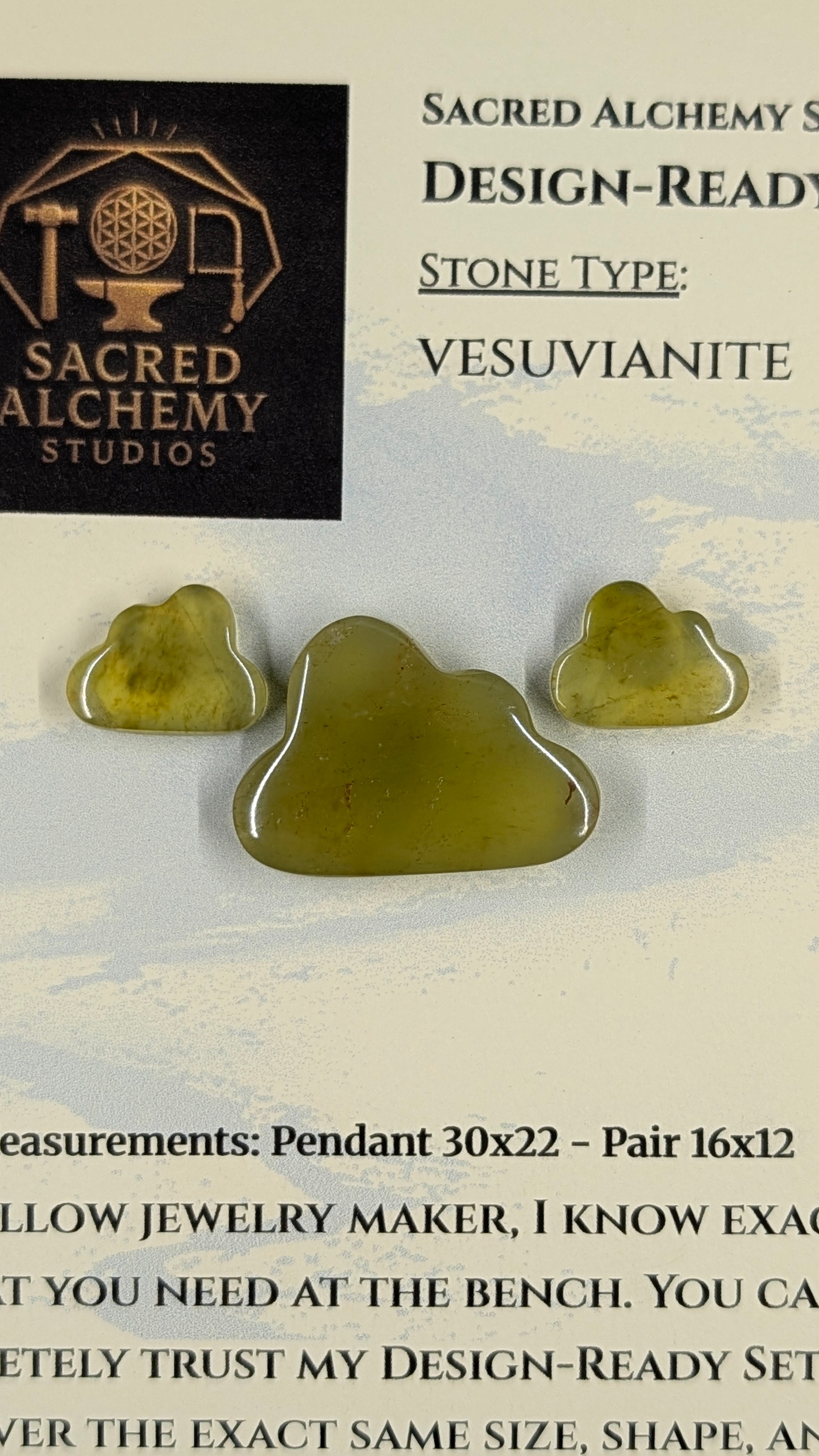 Cloud Shape - Vesuvianite - Design Ready