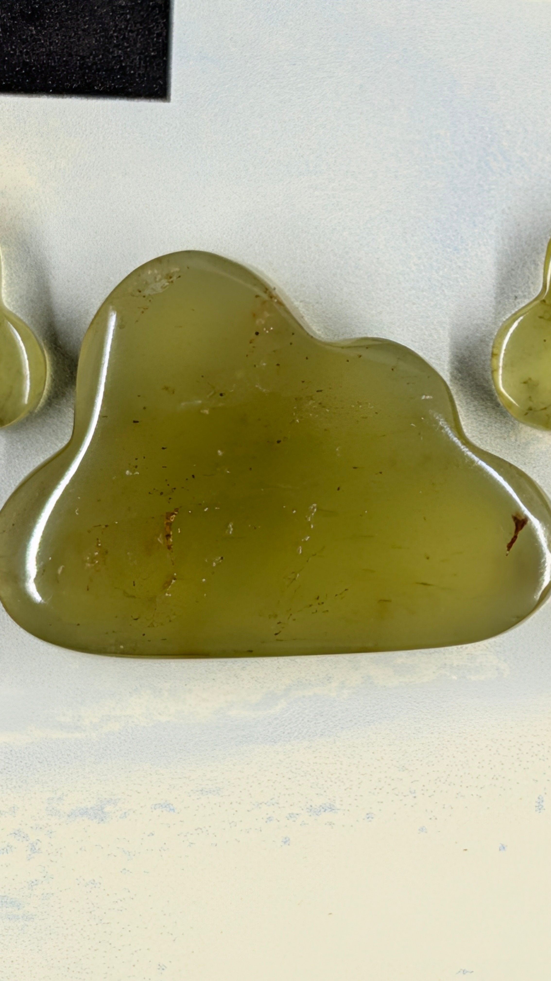 Cloud Shape - Vesuvianite - Design Ready