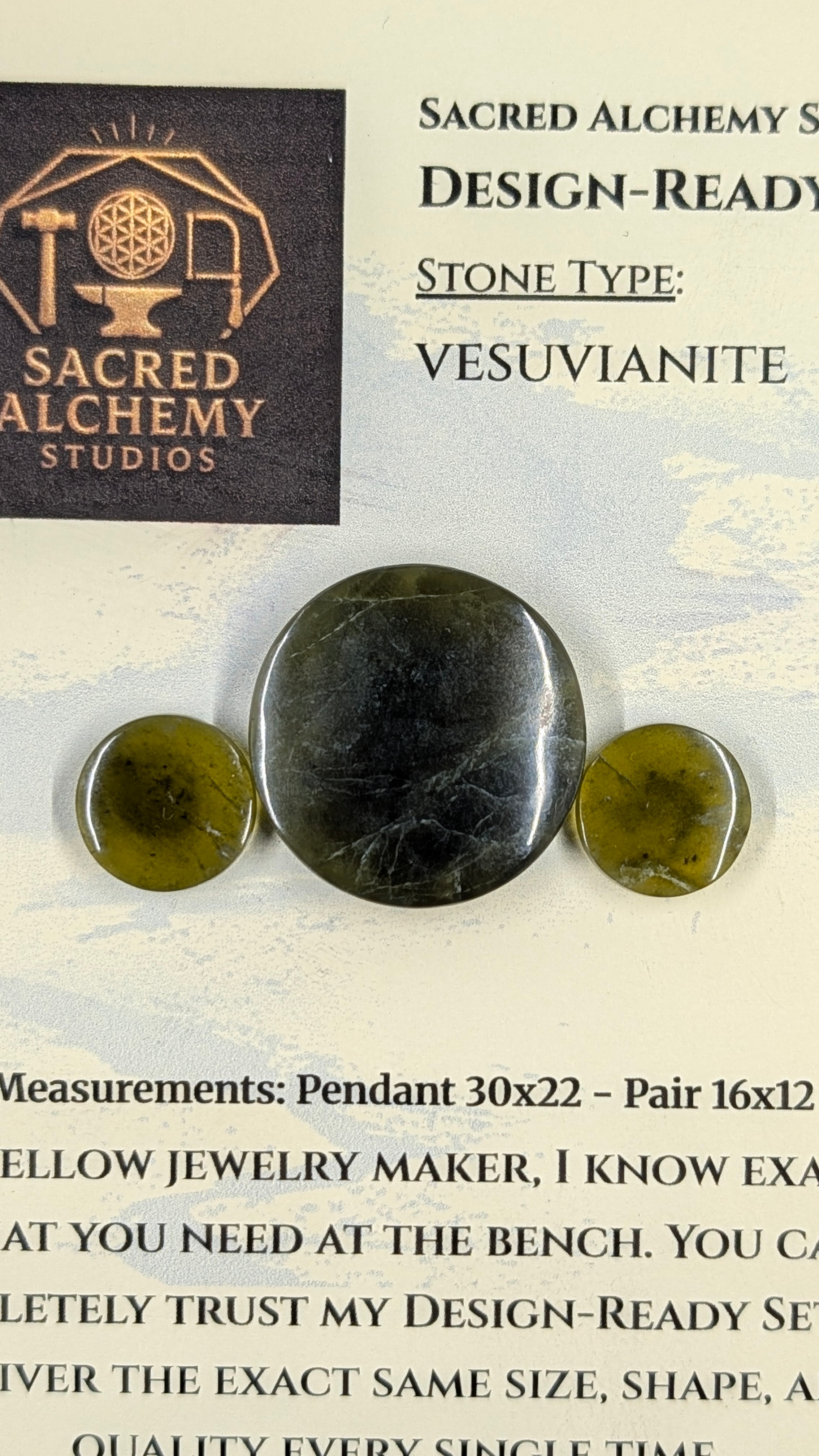 Circle Shape - Vesuvianite - Design Ready
