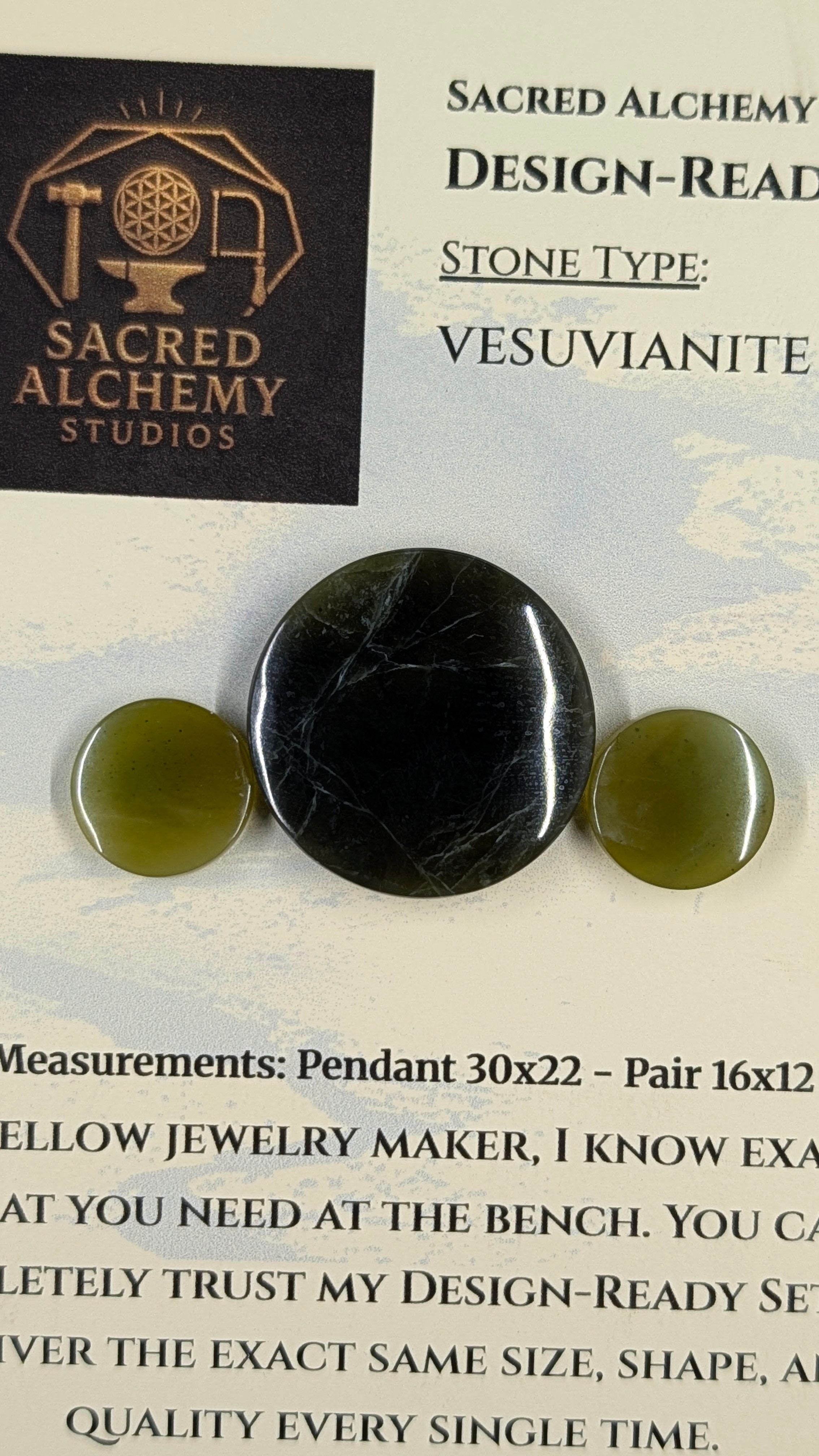 Circle Shape - Vesuvianite - Design Ready
