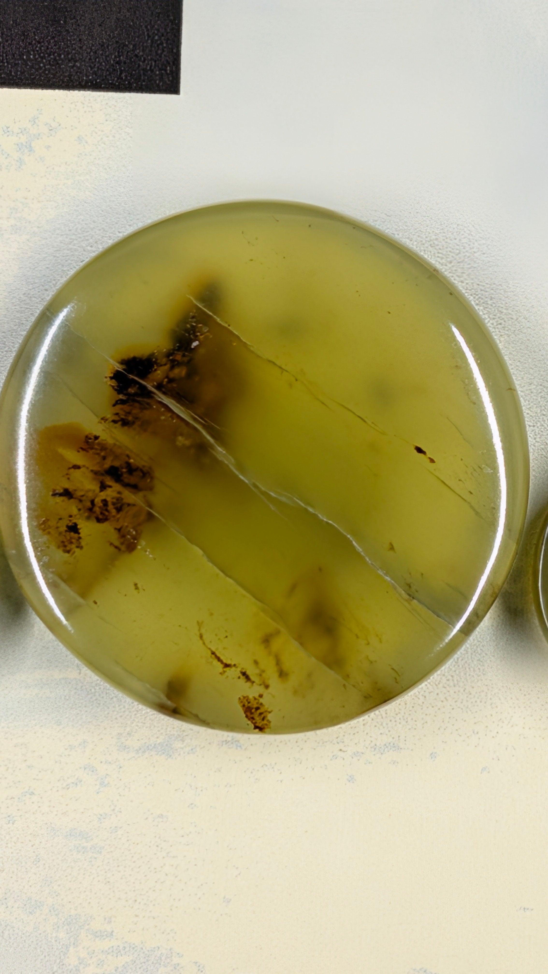 Circle Shape - Vesuvianite - Design Ready