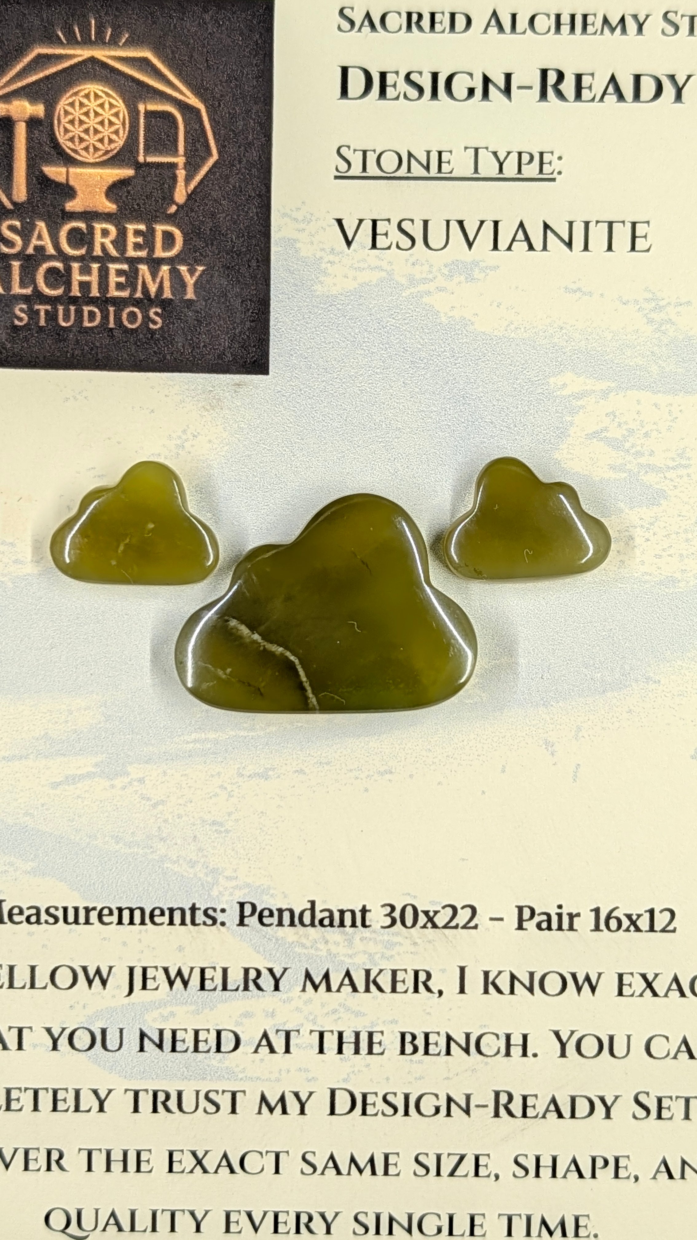 Cloud Shape - Vesuvianite - Design Ready