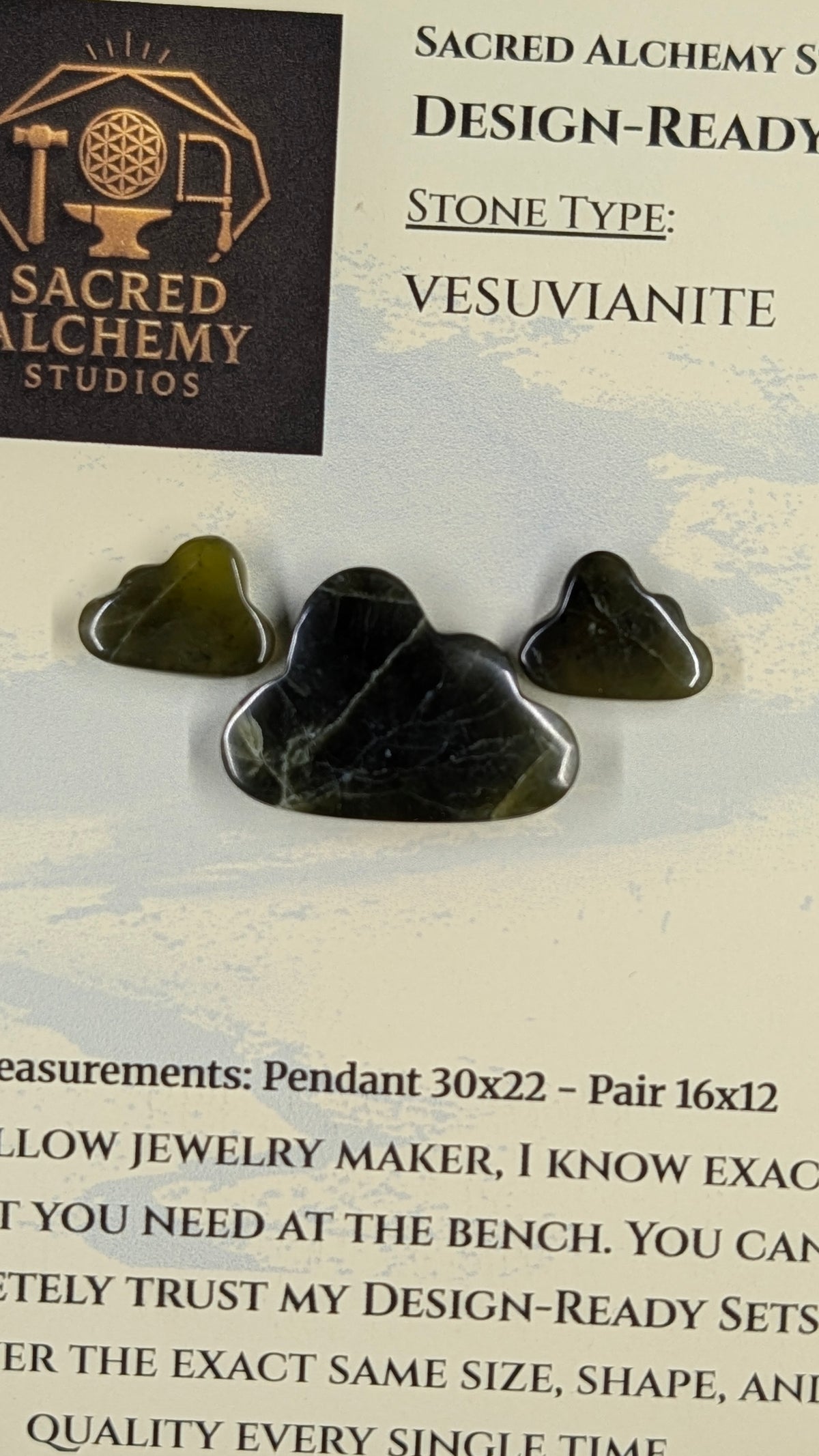 Cloud Shape - Vesuvianite - Design-Ready™™