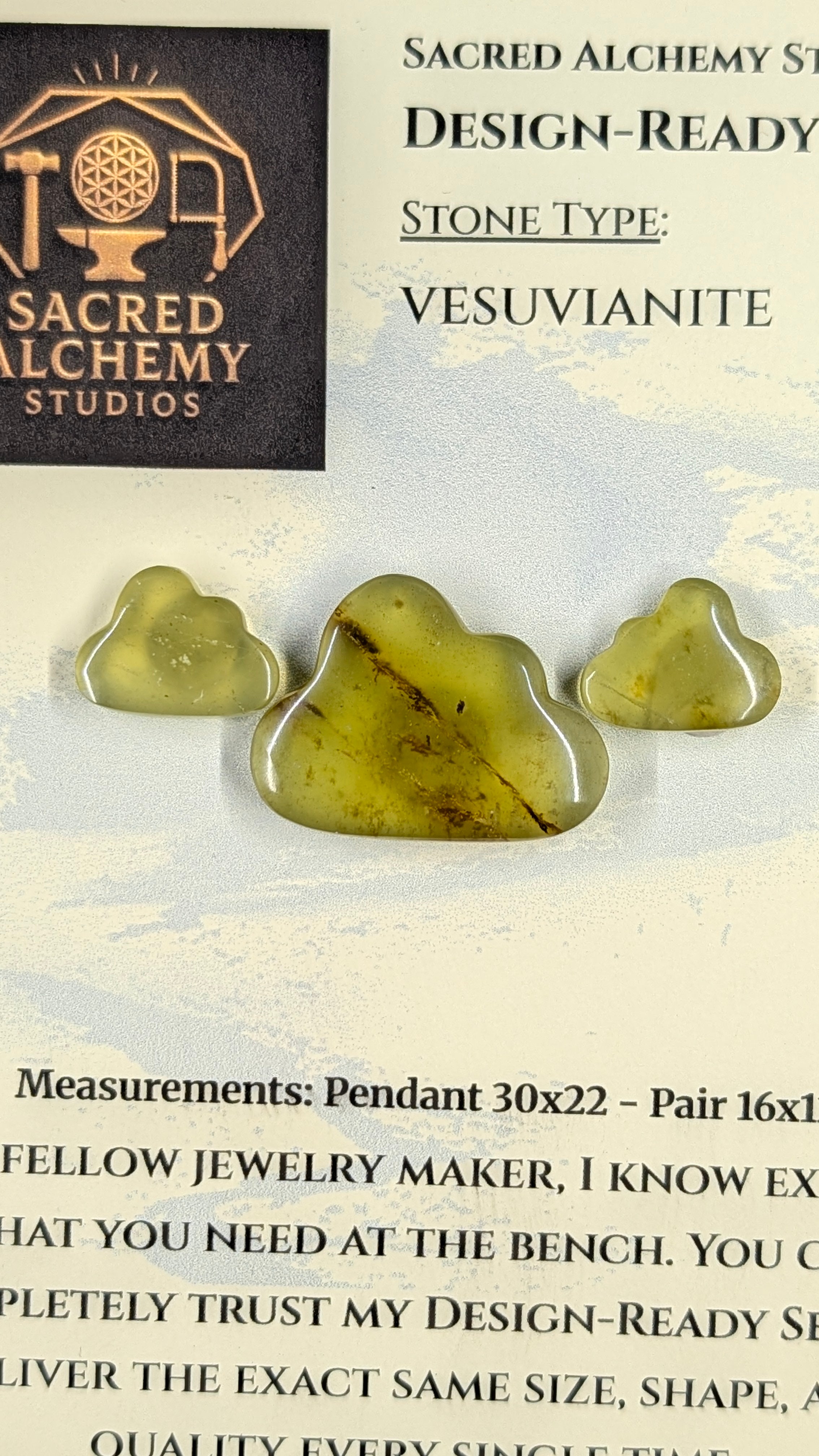 Cloud Shape - Vesuvianite - Design Ready