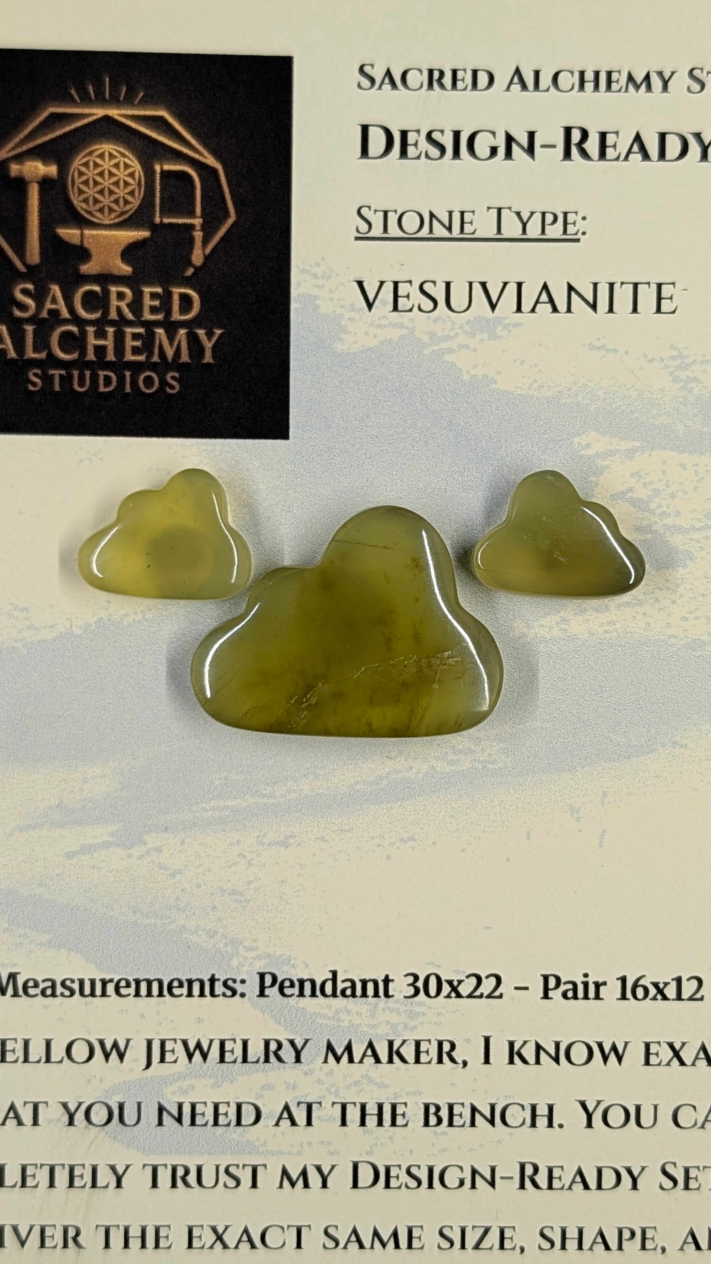 Cloud Shape - Vesuvianite - Design Ready