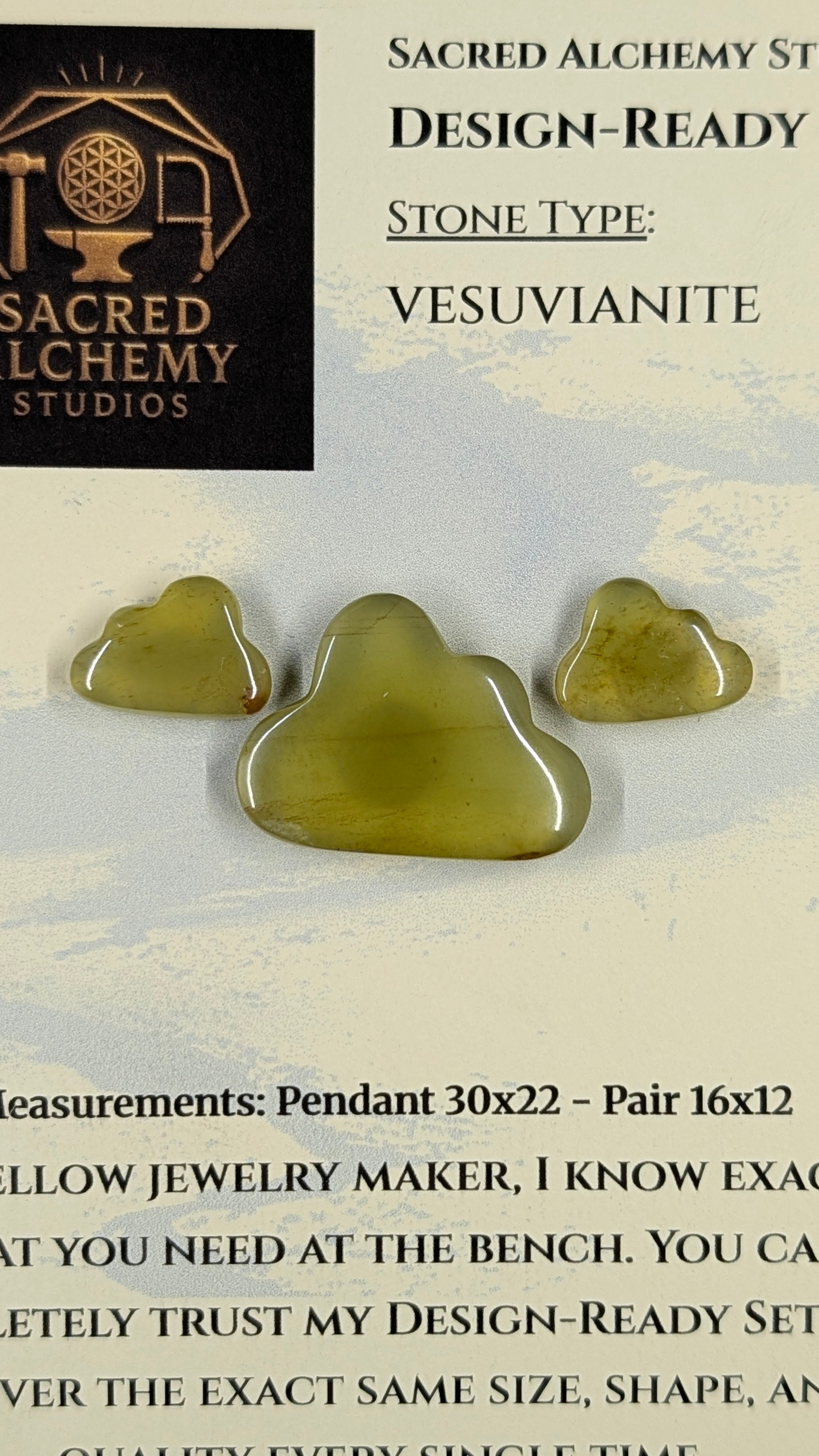 Cloud Shape - Vesuvianite - Design Ready