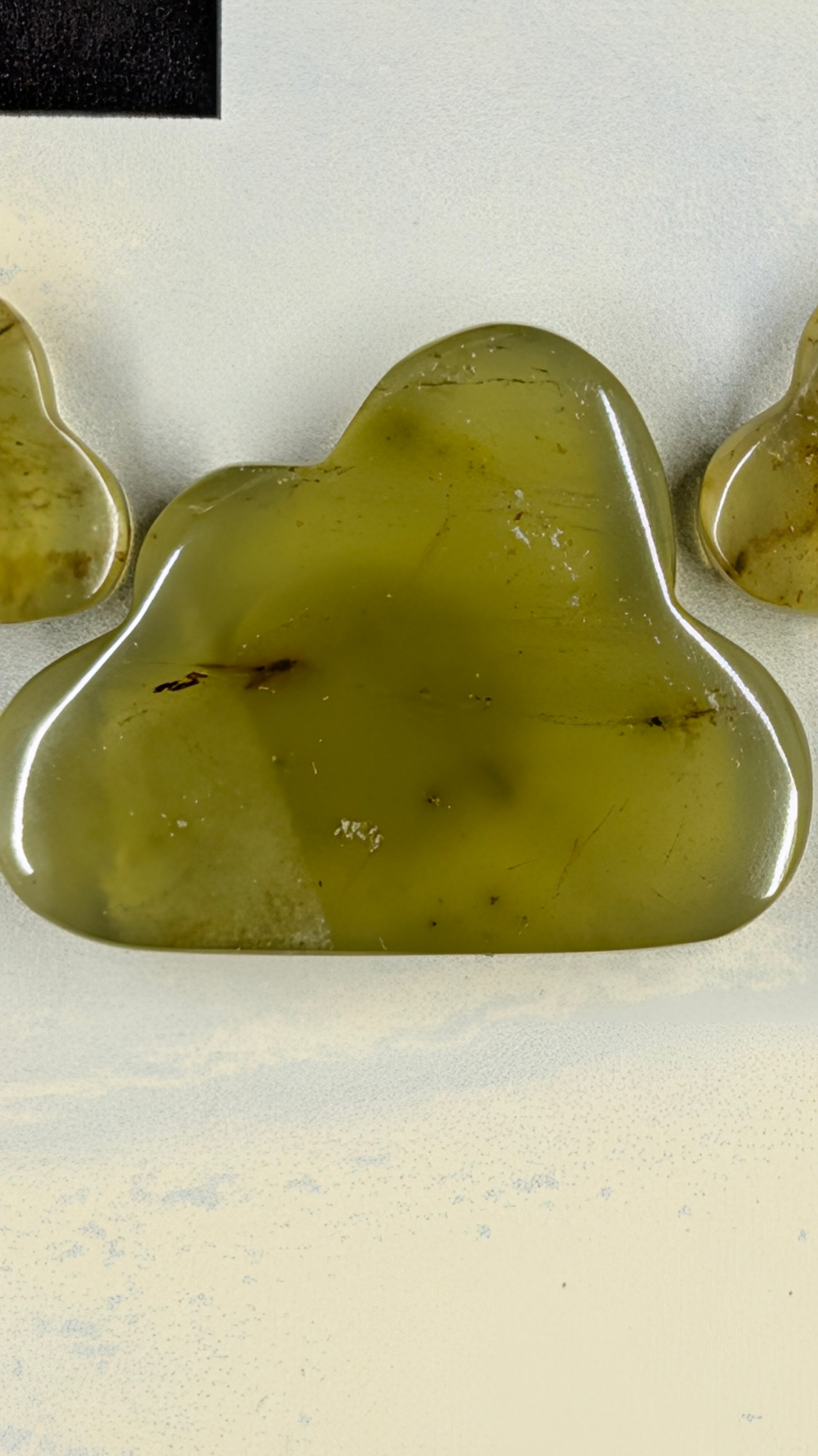 Cloud Shape - Vesuvianite - Design Ready