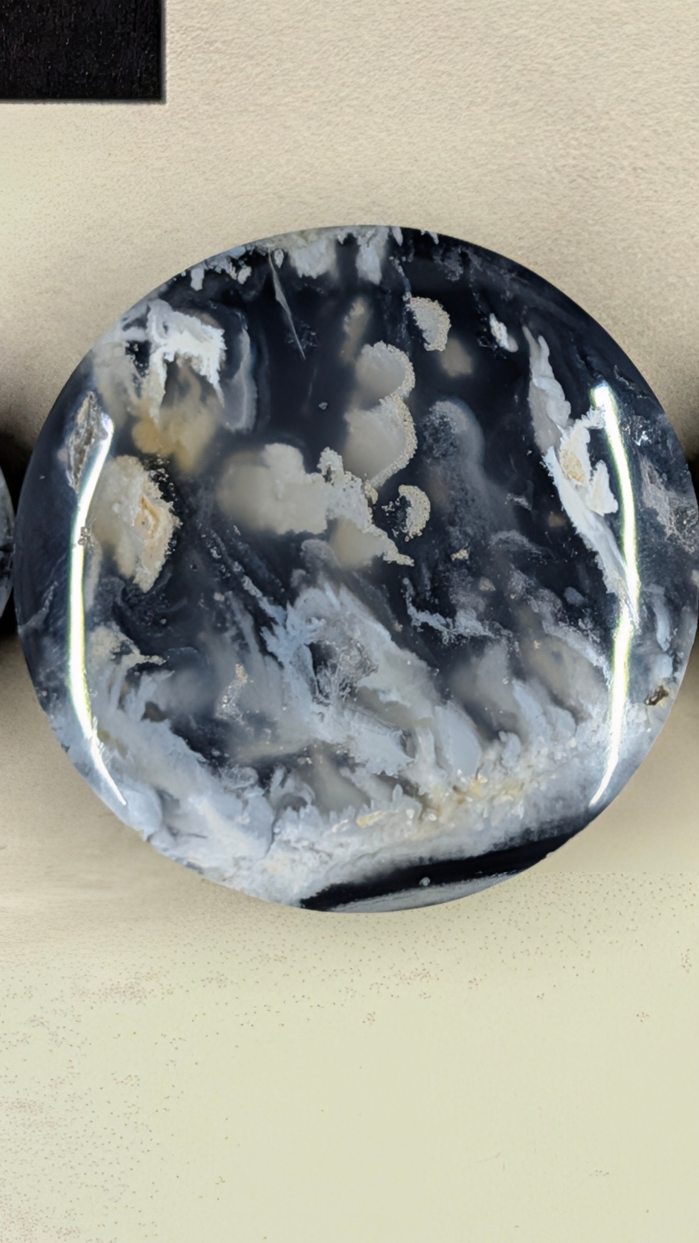 Circle Shape - Black Plume Agate Doublet - Design-Ready™ Set