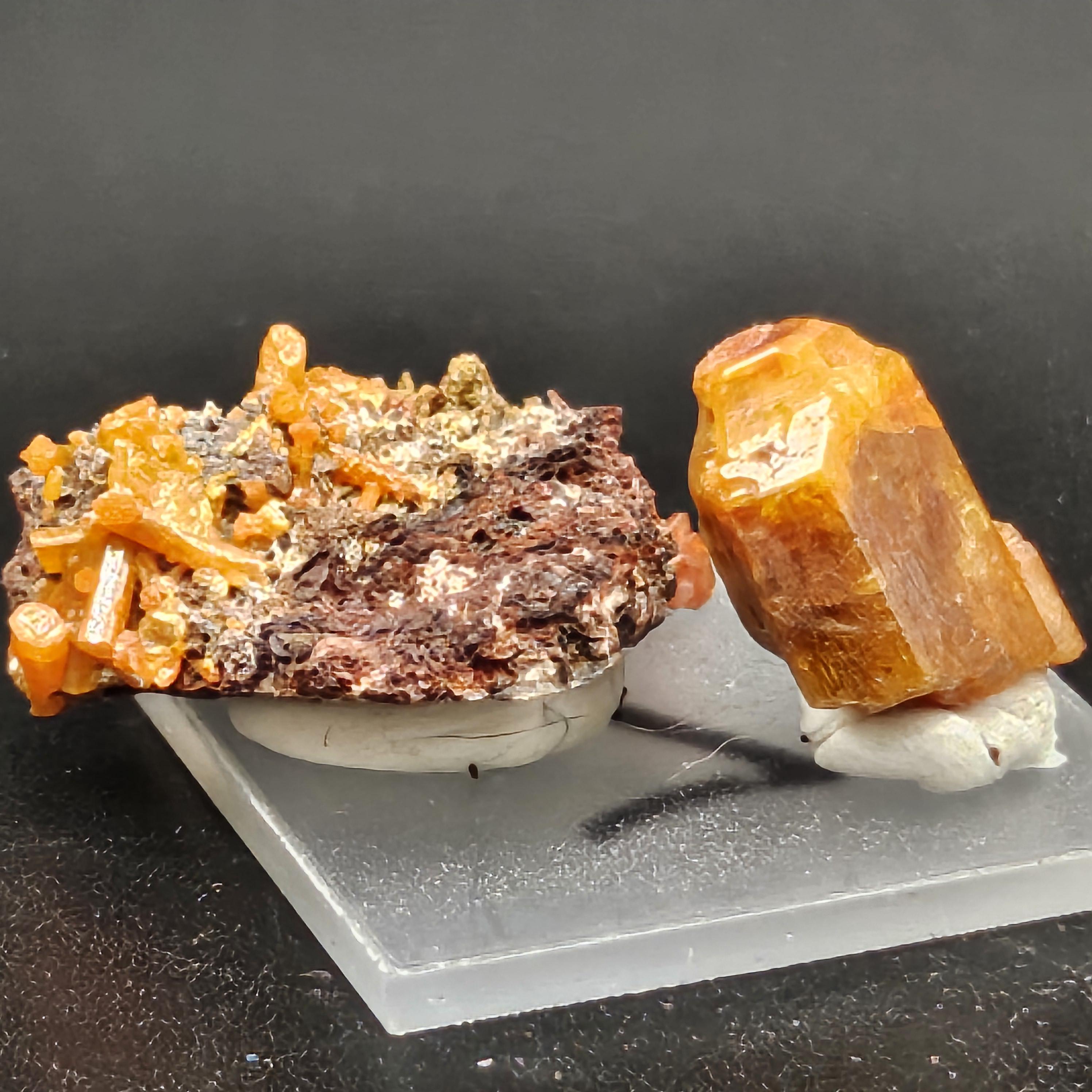 Vanadinite - Morroco - Mibladen by Sacred Alchemy Studios