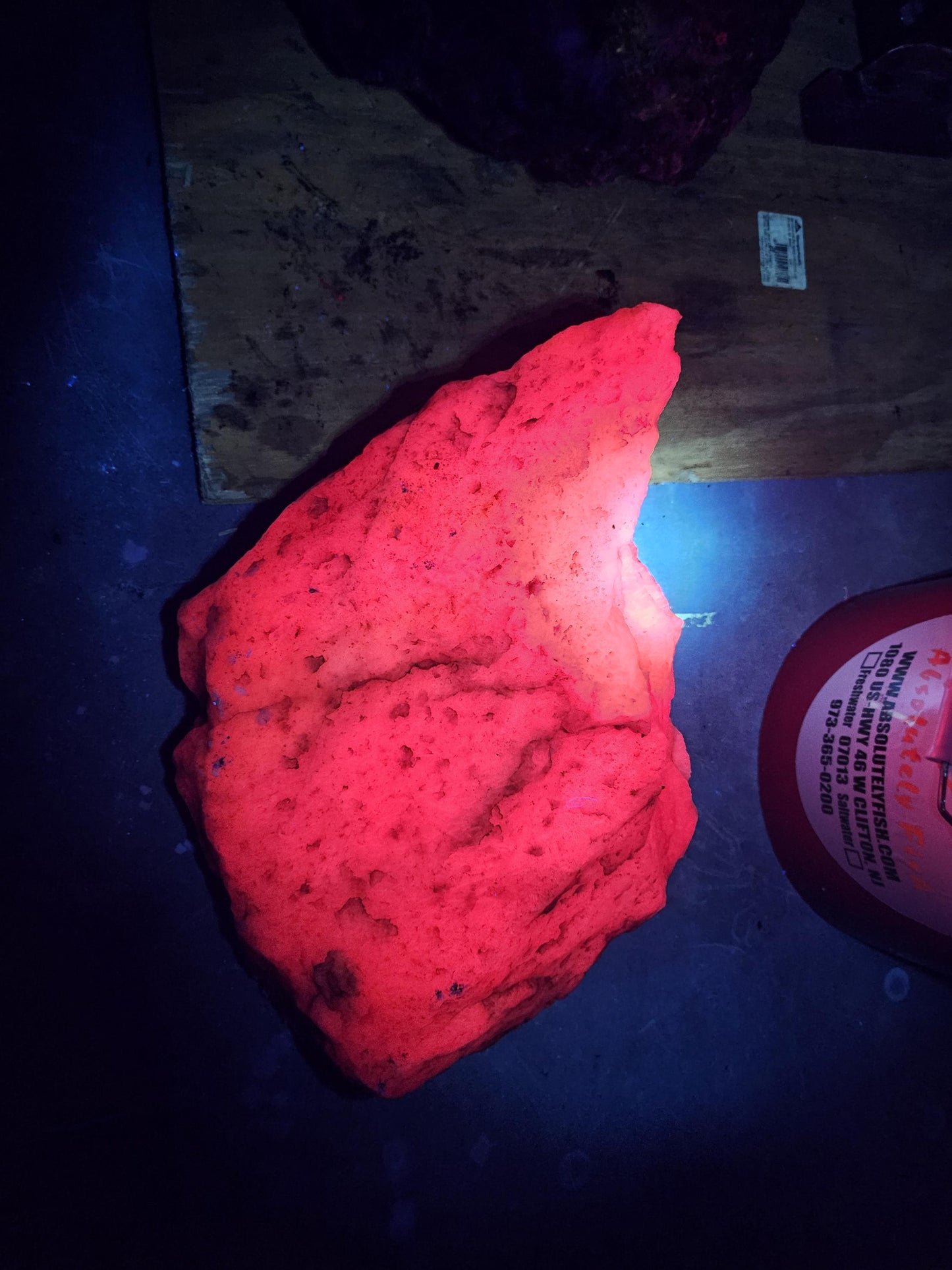 Franklin, NJ - Willemite, Calcite, and more - 450 grams - Fluorescent Mineral Mix