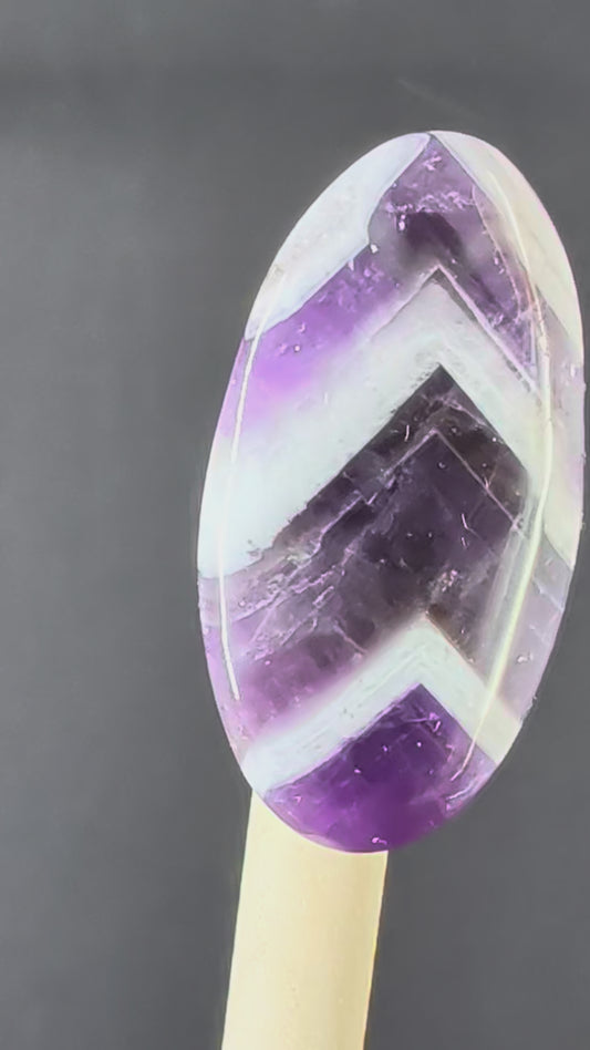 Amethyst - Chevron Amethyst - Rwanda - Cabochon - Distinctive Banding