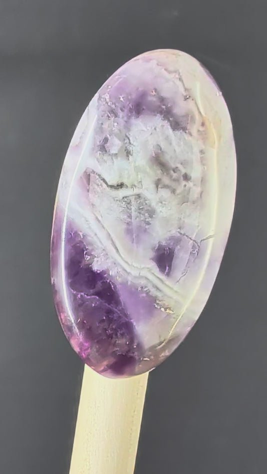 Amethyst - Chevron Amethyst - Rwanda - Cabochon - Distinctive Banding